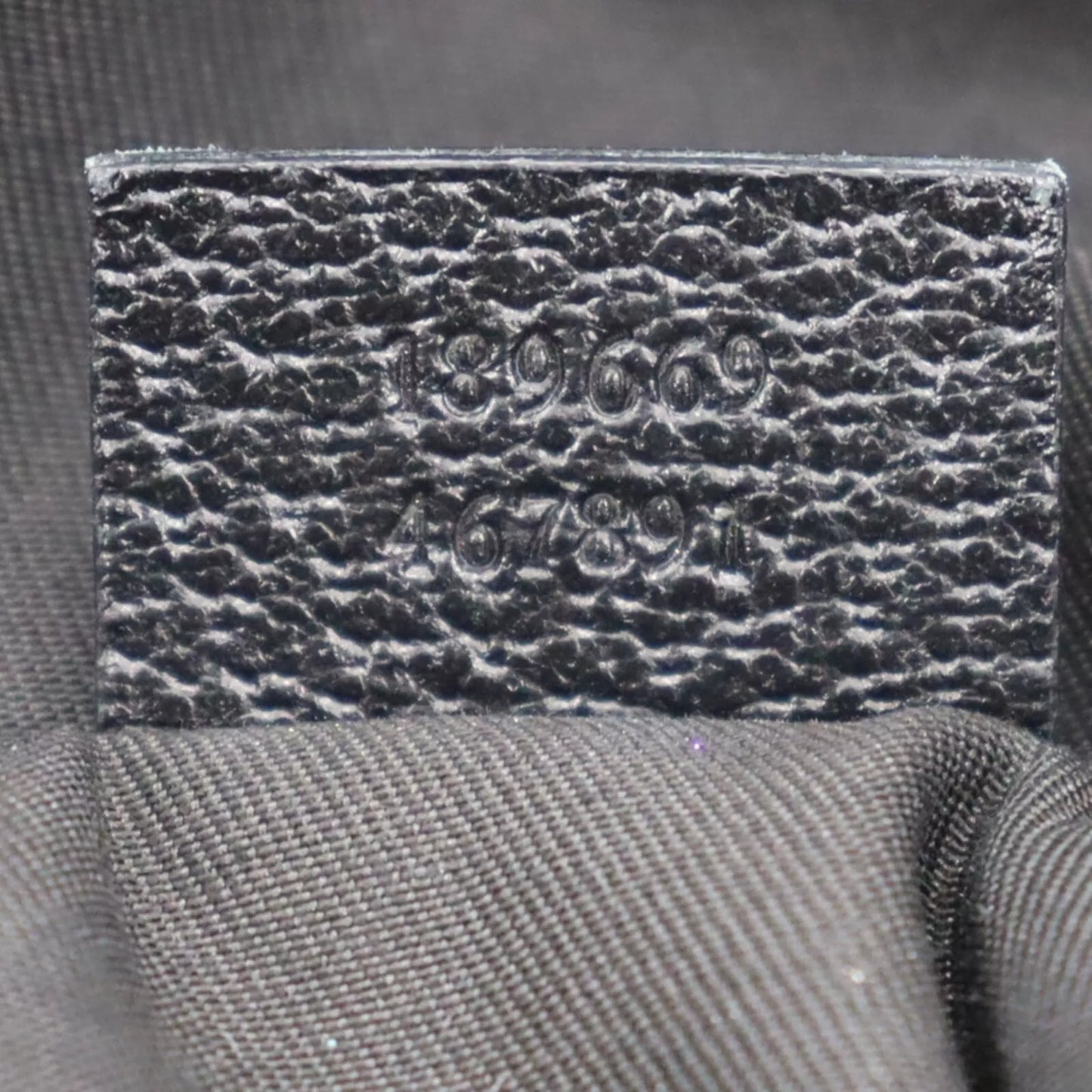 GUCCI Original GG Canvas Tote Handbag Black Canvas #CD911