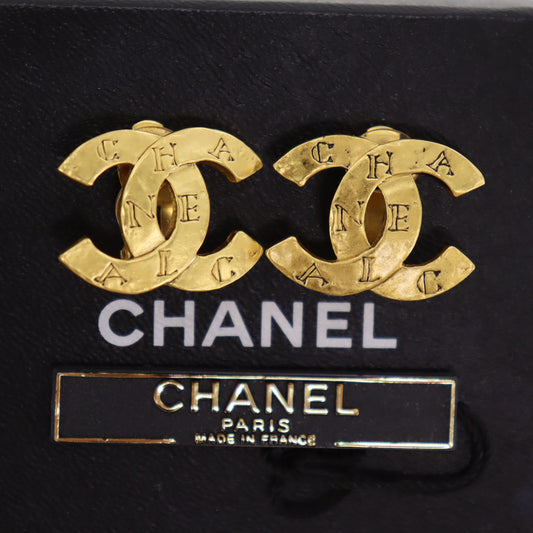 CHANEL CC Logos Earrings Gold Clip-On 99A #CA589