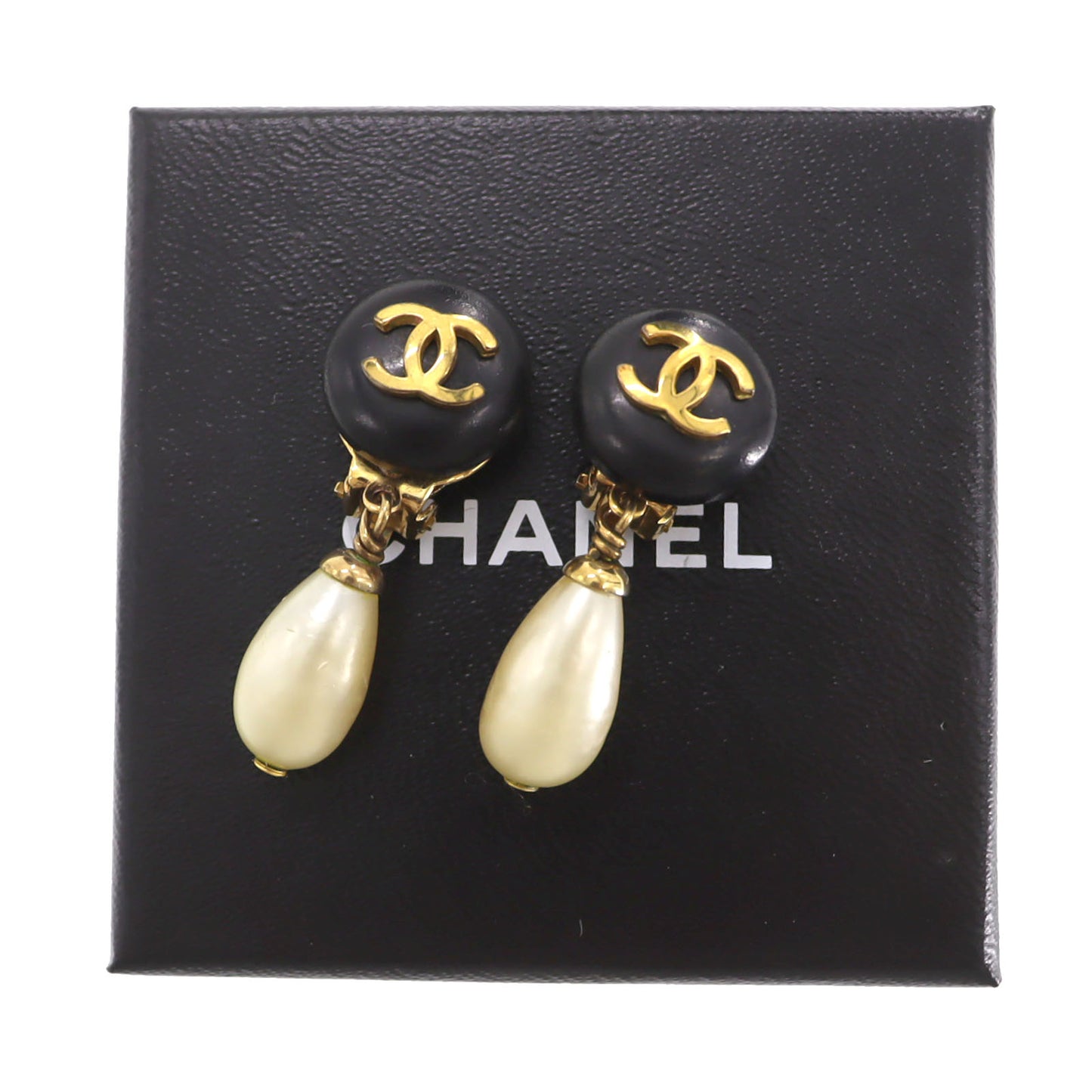 CHANEL CC Logos Pearl Swing Earrings Gold Black Clip-On 93A #CM8