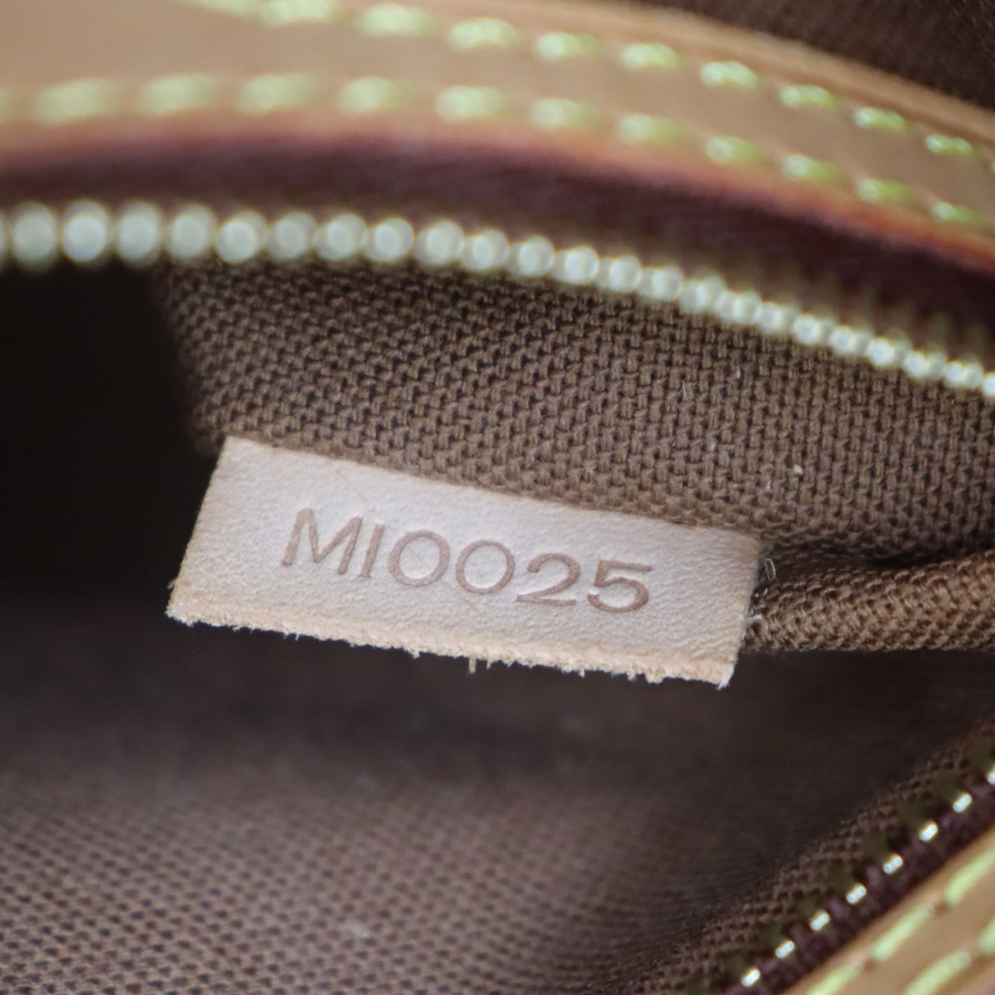 LOUIS VUITTON Batignolles Vertical Shoulder Tote Bag Monogram M51153 #AG884