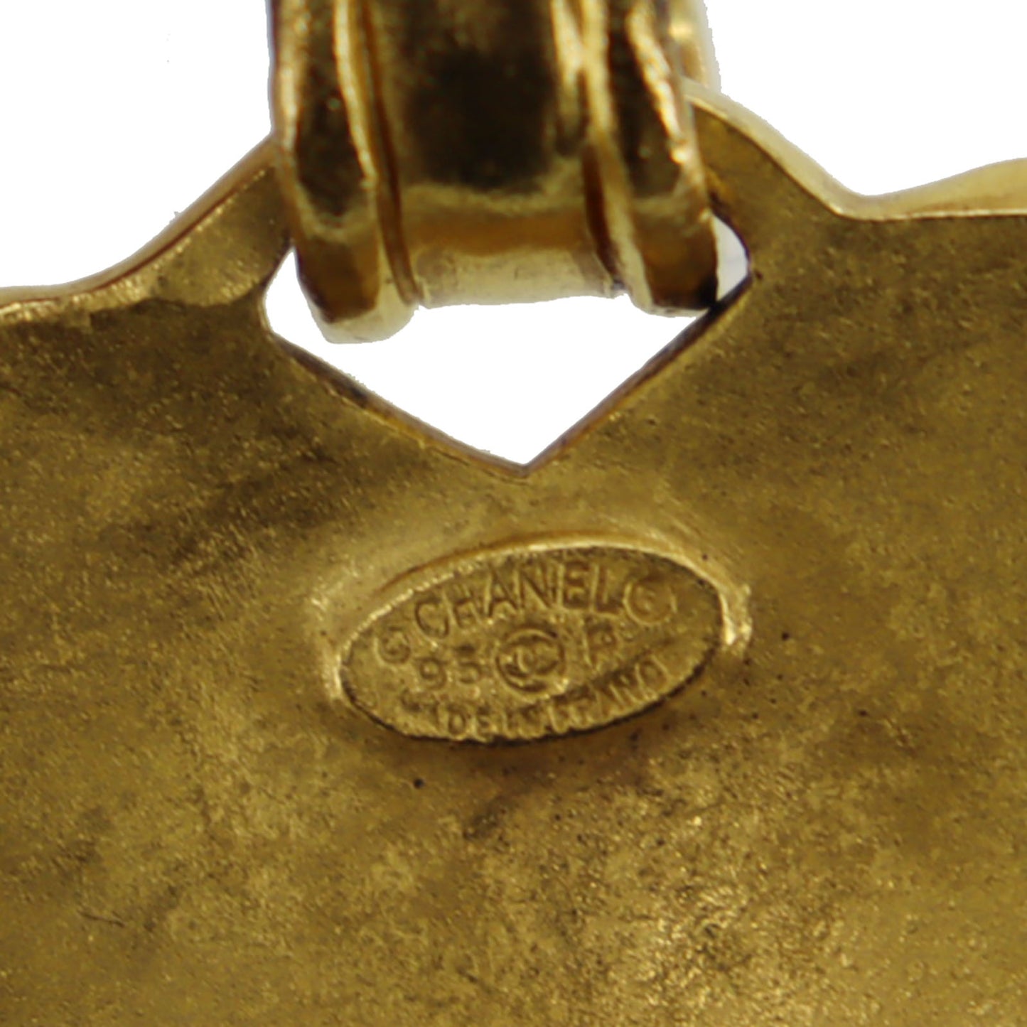 CHANEL CC Logos Heart Earrings 95P Gold Clip-On #AH146