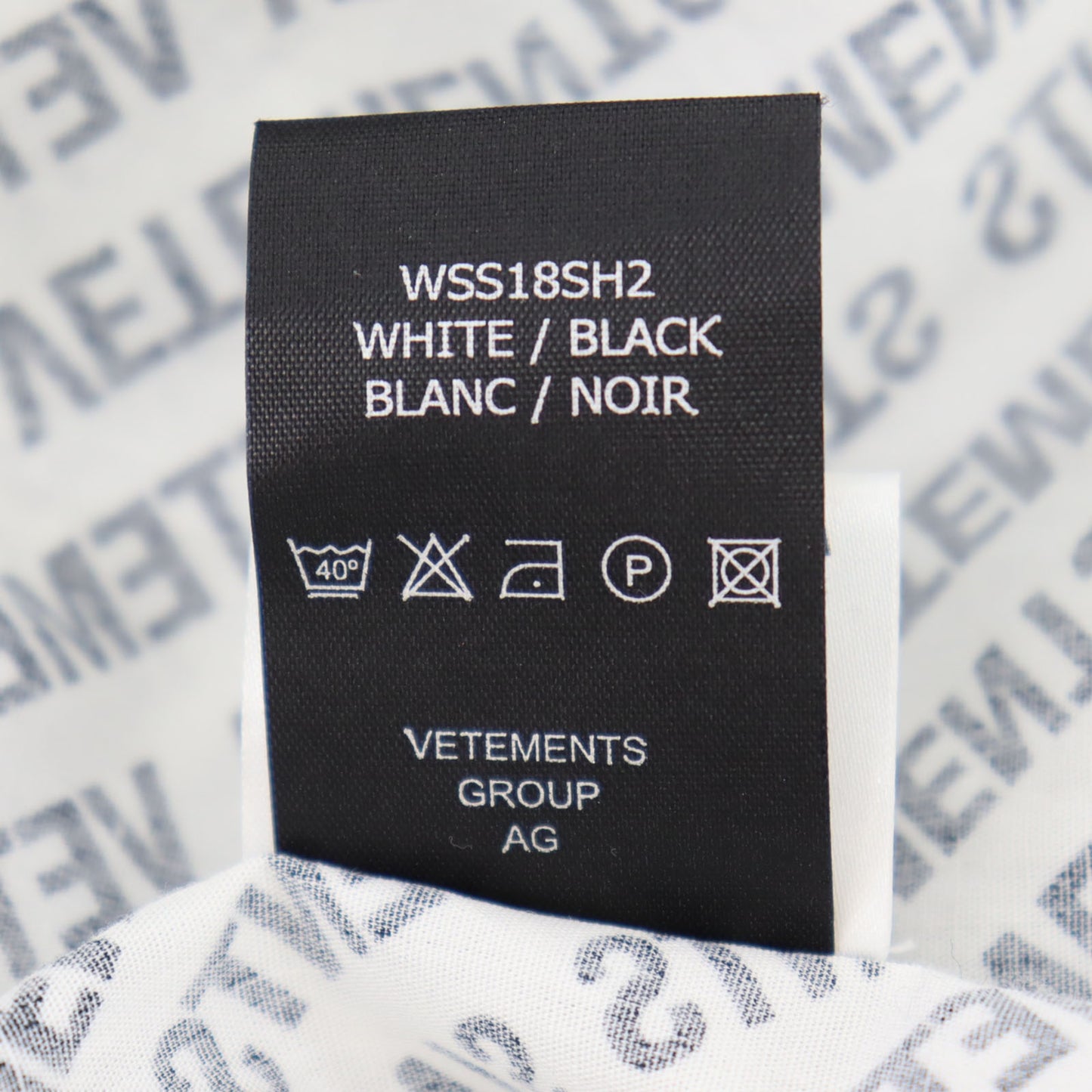 VETEMENTS Logos Long Sleeve Shirt Button Down Size S #AG966