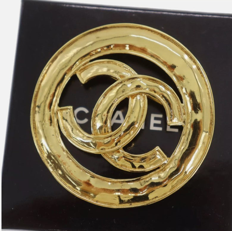 CHANEL CC Logos Circle Used Pin Brooch Gold Plated 94P France Vintage #CD699 S