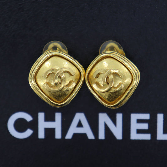 CHANEL CC Logos Rhombus Earrings 97A Gold Clip-On #AH135