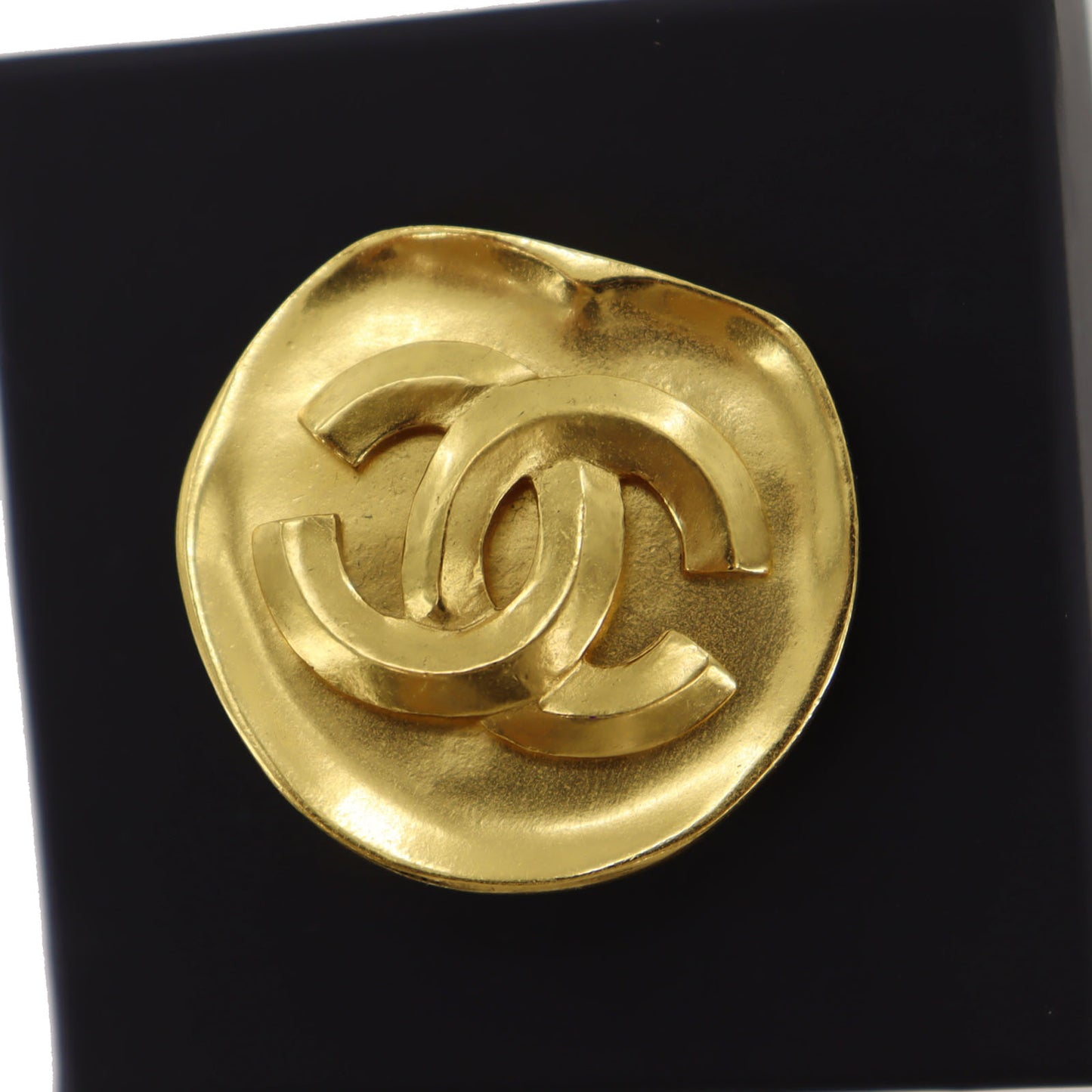 CHANEL CC Logos Pin Brooch Gold Plated 96 P #BY287