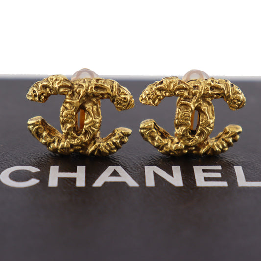 CHANEL CC Logos Earrings Gold Clip-On Vintage 93A  #AG768