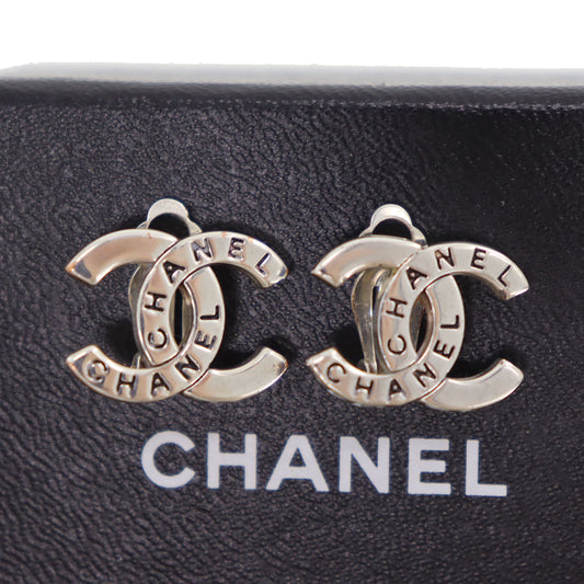 CHANEL CC Logos Earrings Silver Clip-On 98 P #CG63