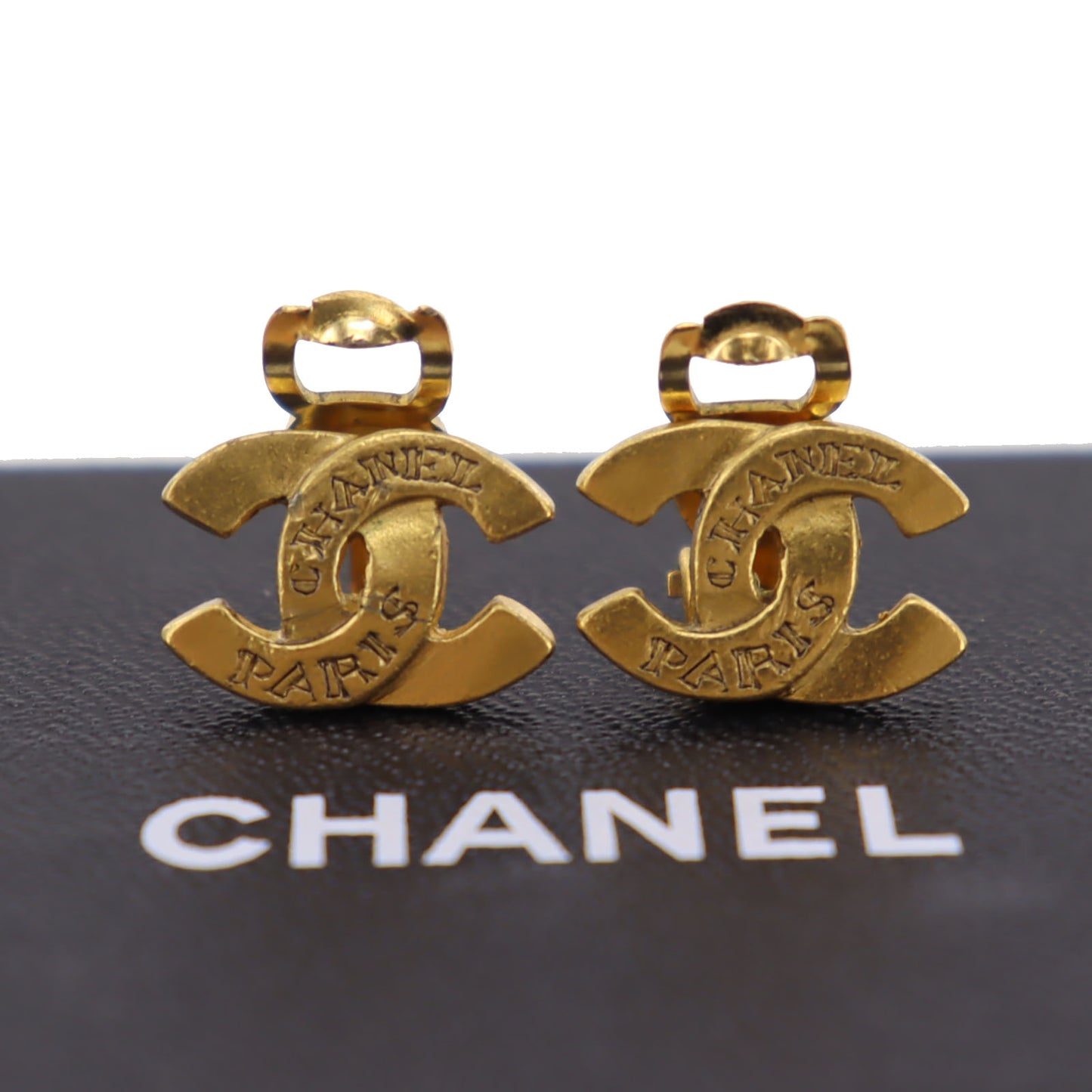 CHANEL CC Logos Earrings Gold Clip-On Vintage 99 A #CF30