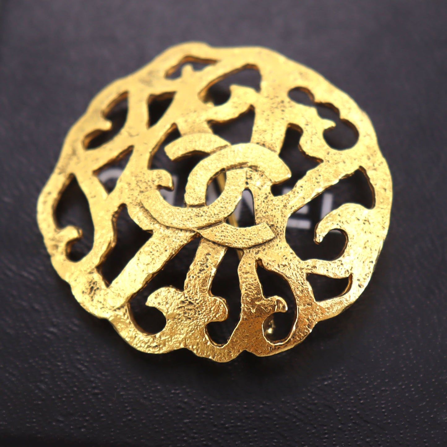 CHANEL CC Logos Pin Brooch Gold Plated 2 5 #BX729