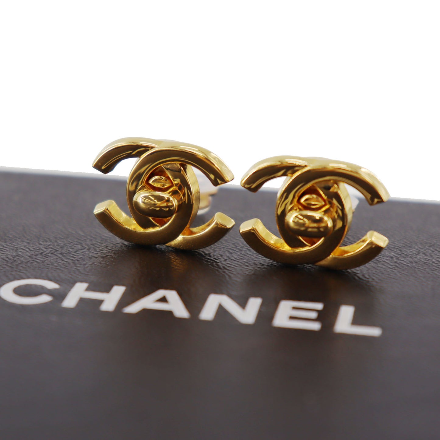 CHANEL CC Turn-lock Earrings Gold Clip-On 95A #AG191