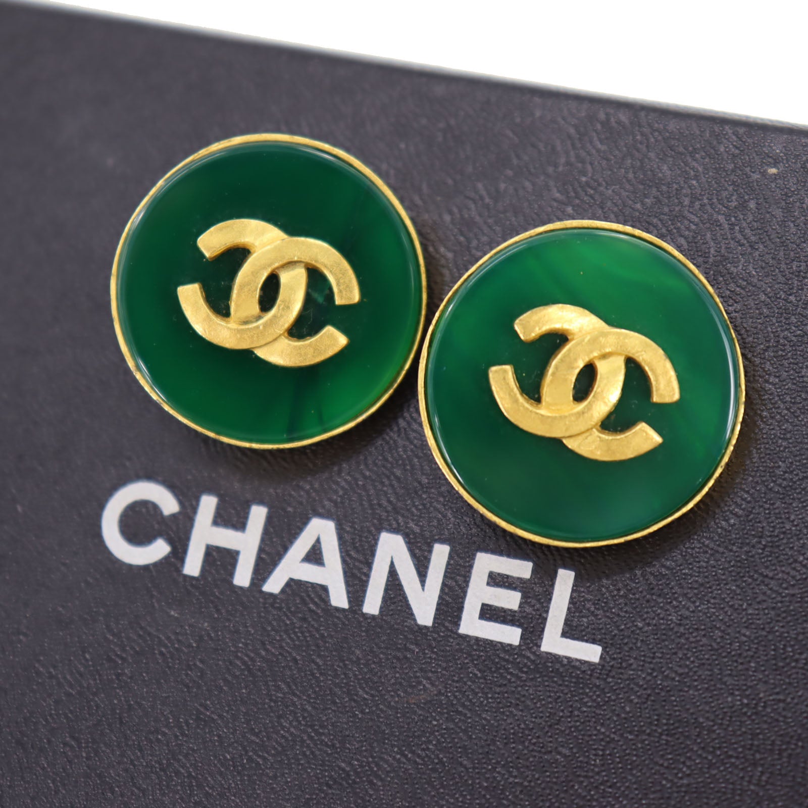 CHANEL Logos Used Earrings Gold Green Clip-On 95A France Vintage #AG178